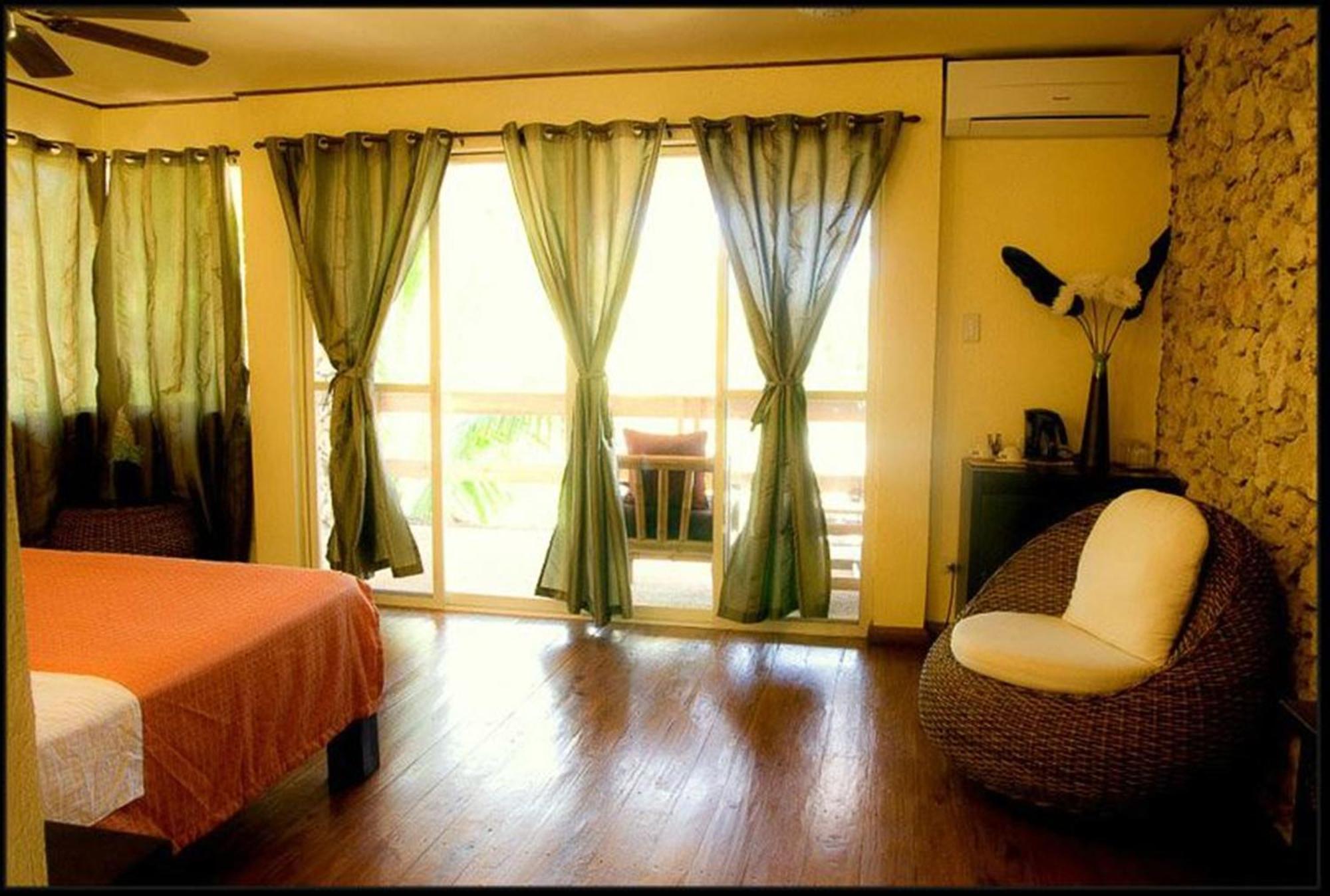 Angelina Beach Resort & Italian Restaurant Malapascua Екстер'єр фото