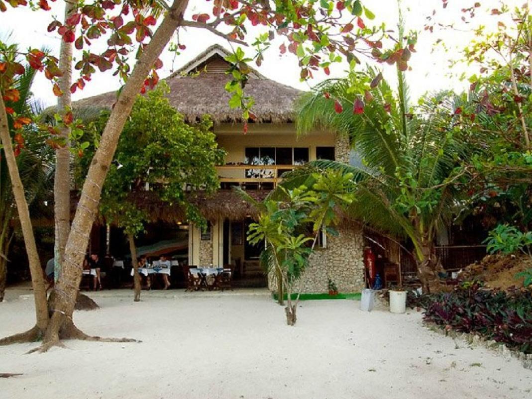 Angelina Beach Resort & Italian Restaurant Malapascua Екстер'єр фото